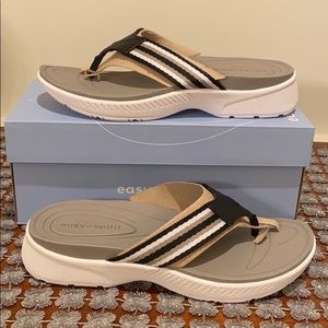 Easy Spirit Randi8 Flip Flops